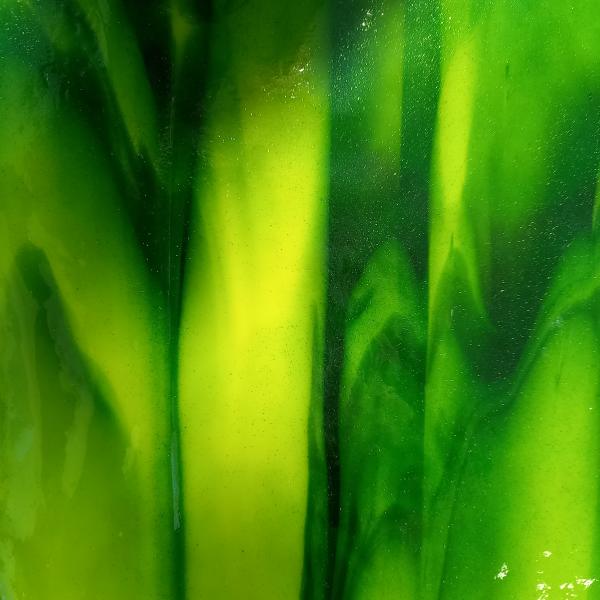 Bullseye 002121-0030 (25*25), Yellow Opal, Deep Forest Green