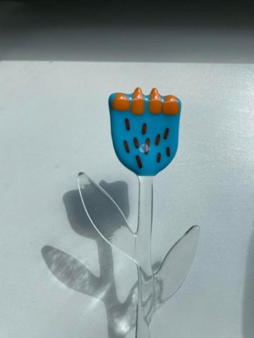 Klaasist lill, sini-täpiline