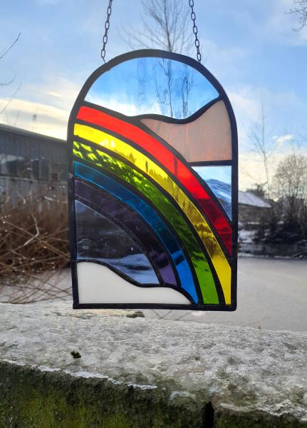 Vitraaž "Pilvede vahel"