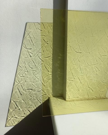Nr.2 hele kollane masinantiik, 30x30