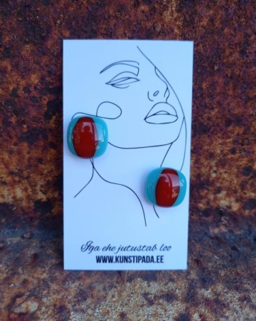 Kõrvarõngad türkiis punase särtsuga