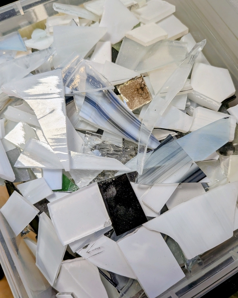 Mosaiigi klaasikillud, Valge, Must, Hall, Läbip. 2,2Kg