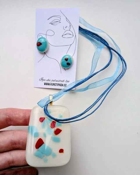 Kõrvarõngad + kaelaehe